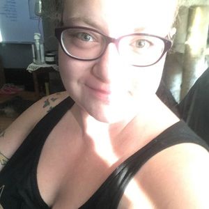 Meet your Posher, Molly